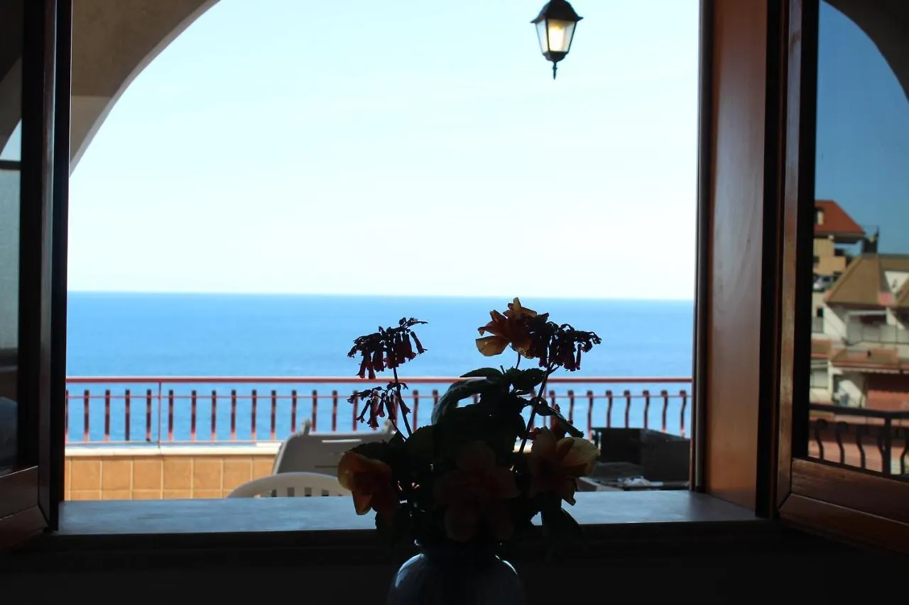 Casalella Villa Letojanni 0*,  Italien